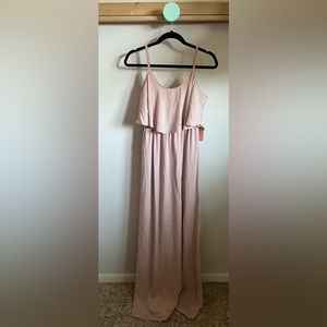 NWT Show me your Mumu Caitlin Ruffle dress in Dusty pink 🌸